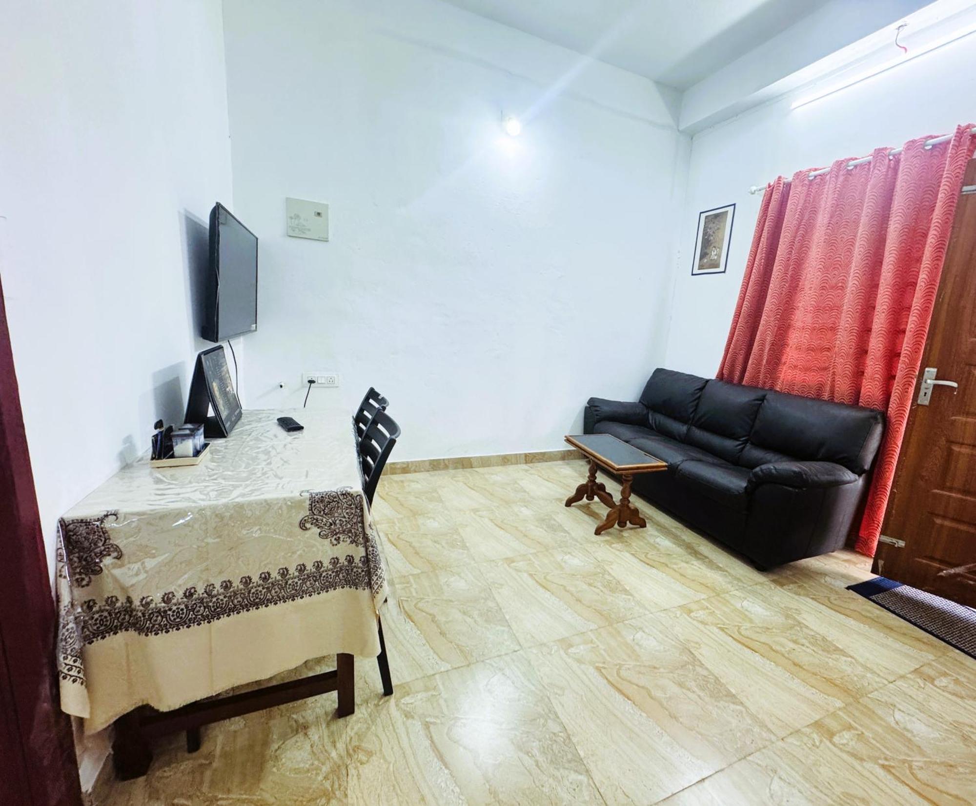 Vcs Apartments Parassinikadavu Parassinikkadavu Kültér fotó
