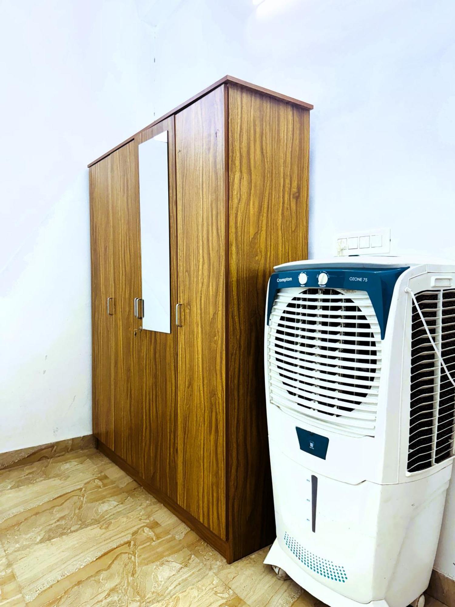 Vcs Apartments Parassinikadavu Parassinikkadavu Kültér fotó