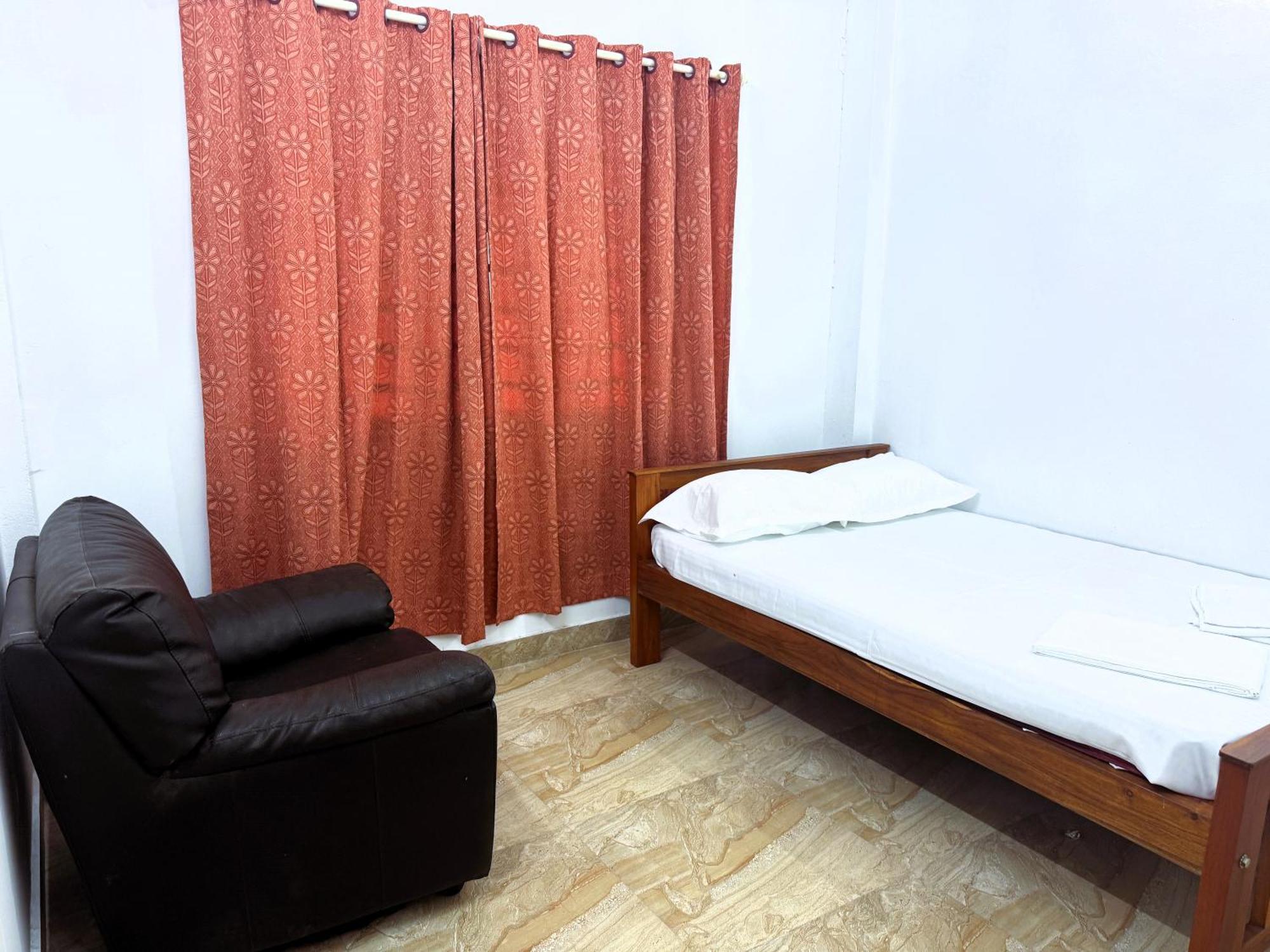 Vcs Apartments Parassinikadavu Parassinikkadavu Kültér fotó